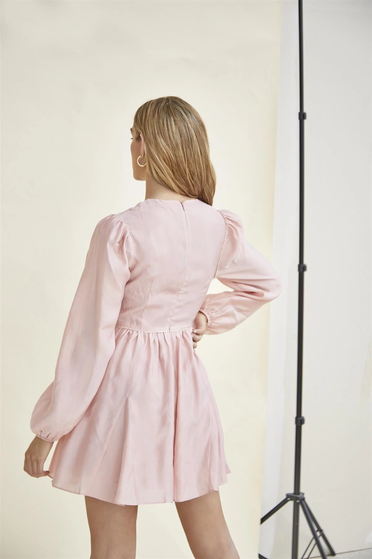 Glamorous Peach-Pink Cut-Out-Skater Mini-Dress 4 Glamorous Peach-Pink Cut-Out-Skater Mini-Dress - Image 2