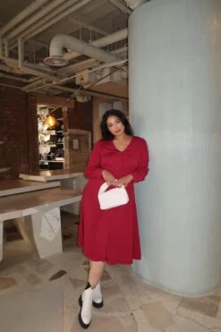 Glamorous Burgundy Crepe Maxi Dress -Glamorous Shop 1514d6b9 32fe 4bb9 b7e3 d18178705f18