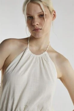 Glamorous Off White Linen Halter-Neck Mini-Dress 9 Glamorous Off White Linen Halter-Neck Mini-Dress -Glamorous Shop 1618b16a 2b98 4025 b034 bab58bf857a4