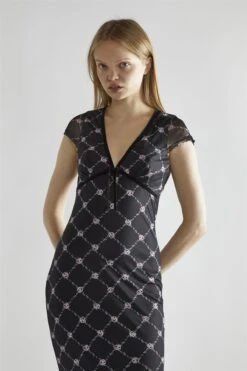 Glamorous Black Rose Trellis Mesh V-Neck Midaxi-Dress 8 Glamorous Black Rose Trellis Mesh V-Neck Midaxi-Dress -Glamorous Shop 19196f8e 221b 408e bdd4 498f34575c24