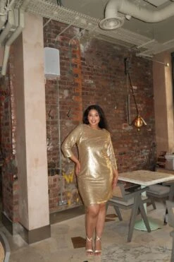 Glamorous Matt - Gold Sequin Dress Midi-Dress -Glamorous Shop 2bc48f5d 62a2 4e0c ae14 de6c6b365942