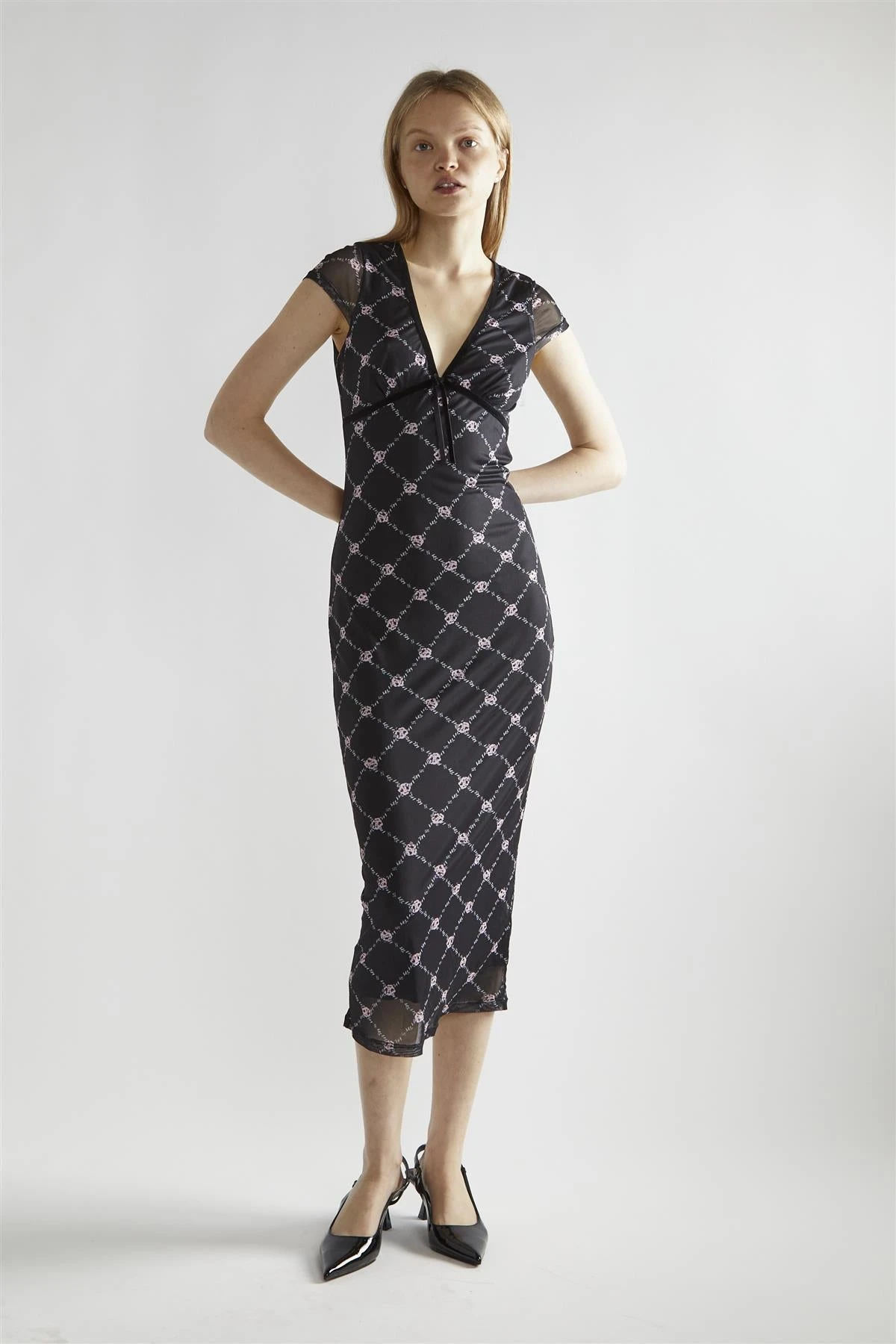 Glamorous Black Rose Trellis Mesh V-Neck Midaxi-Dress 3 Glamorous Black Rose Trellis Mesh V-Neck Midaxi-Dress