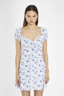 Glamorous Blue-Dot Vintage-Floral Gathered Neckline Mini-Dress 8 Glamorous Blue-Dot Vintage-Floral Gathered Neckline Mini-Dress -Glamorous Shop 36d230d5 41c3 4b89 b6f8 4639db23d887