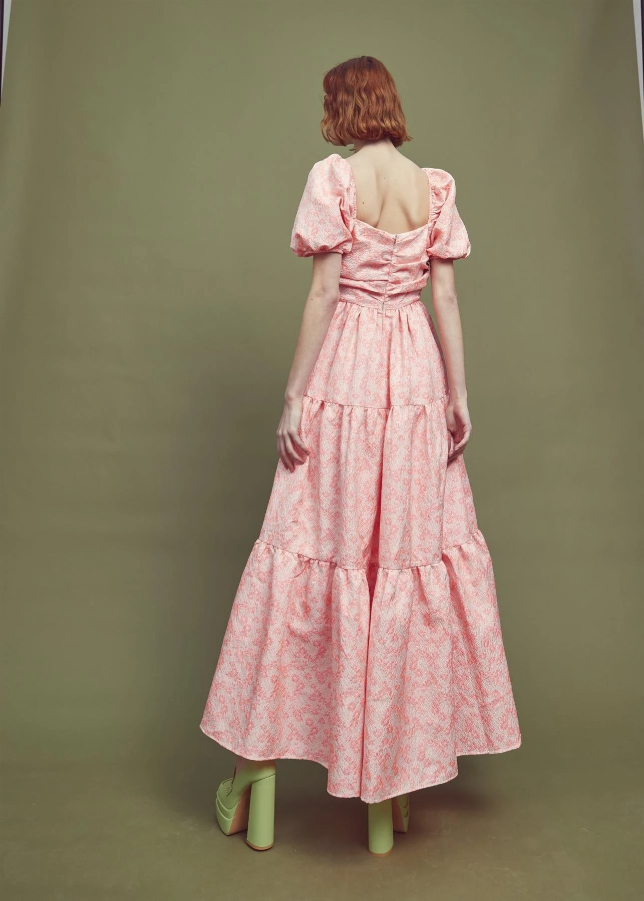 Glamorous Zara Ruched Bodice Maxi Dress -Powder-Pink Daisies 4 Glamorous Zara Ruched Bodice Maxi Dress -Powder-Pink Daisies - Image 2