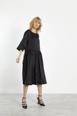 Glamorous Black-Sateen Scallop-Back Mini-Dress 8 Glamorous Black-Sateen Scallop-Back Mini-Dress -Glamorous Shop 3b5dc73f 1df1 457c a16f 1eddd3fba3a2