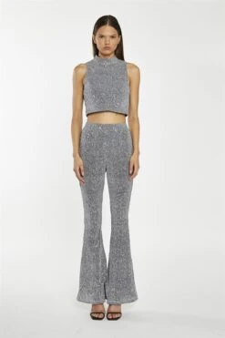 Glamorous Silver-Sequin Plisse High-Neck Crop-Top -Glamorous Shop 4581a1cd 67d6 4db5 bd79 4e7df69f689b