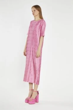 Glamorous Pink Geo-Plisse Midi-Dress -Glamorous Shop 5807a51f aae2 41e4 adab 48601650ceaa