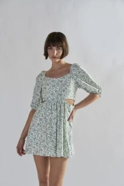 Glamorous Green Ditsy Tie Back Square Neck Mini Dresses 9 Glamorous Green Ditsy Tie Back Square Neck Mini Dresses -Glamorous Shop 62d6102d ba94 4c16 a238 541362fed1d0