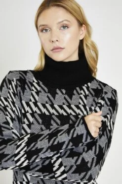 Glamorous Mono Tartan-Check Roll-Neck Jumper Midi-Dress -Glamorous Shop 771b7b39 3f7e 4194 8220 616cbc5d1709