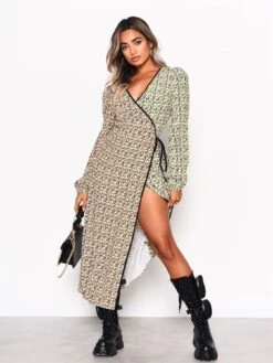 Glamorous Multi Orange-Yellow Ditsy Wrap Midi-Dress 12 Glamorous Multi Orange-Yellow Ditsy Wrap Midi-Dress -Glamorous Shop 7e76b74d c572 41e6 b8e8 1ed3f1dd0dc6