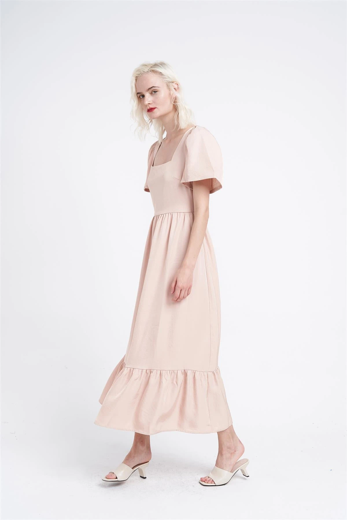 Glamorous Sandstone Square-Neck- Maxi-Dress 4 Glamorous Sandstone Square-Neck- Maxi-Dress - Image 3