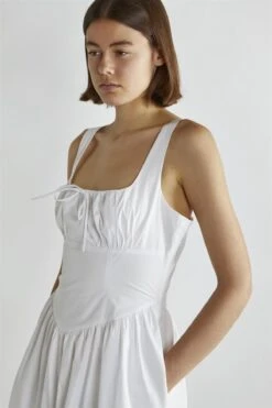 Glamorous White Skater Midi-Dress 9 Glamorous White Skater Midi-Dress -Glamorous Shop 8bcef9e9 fe6a 4f04 a862 959344d92496