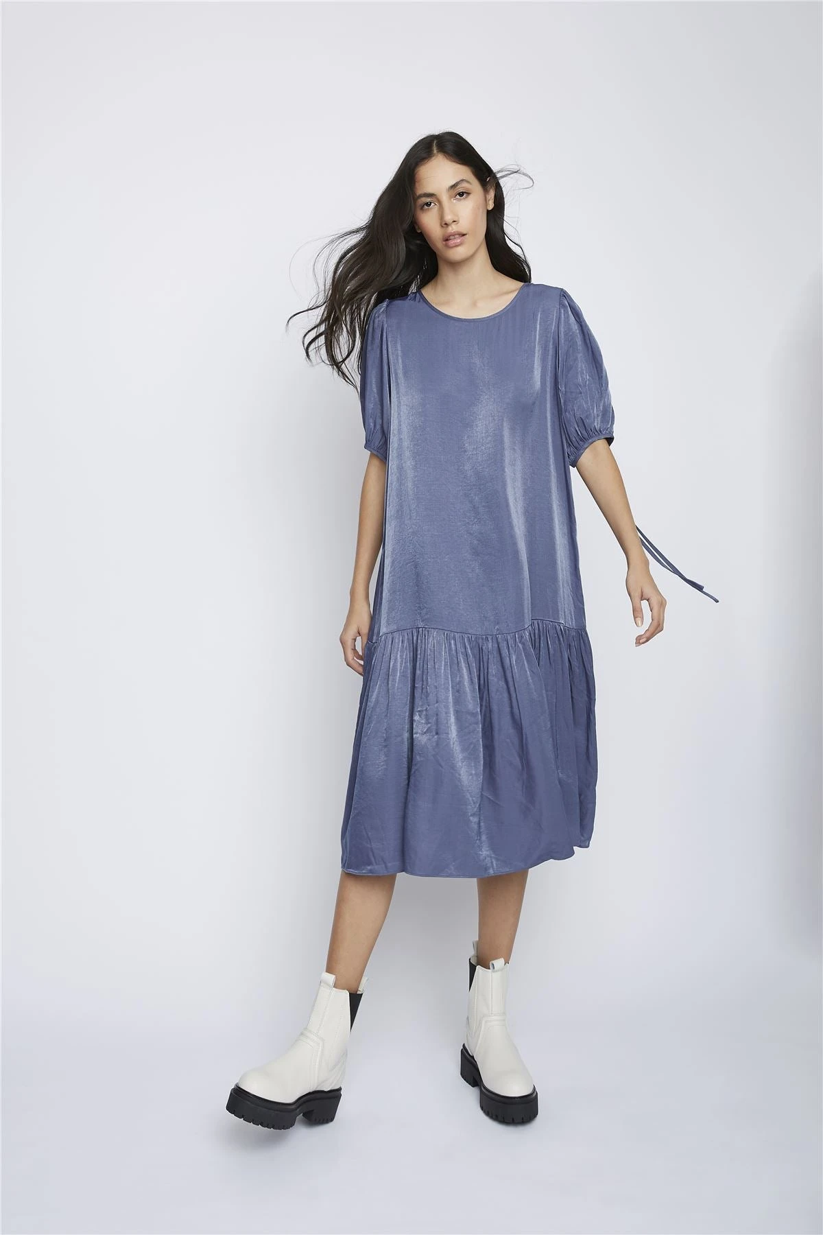 Glamorous Blue Tie-Back- Midi-Dresses 3 Glamorous Blue Tie-Back- Midi-Dresses