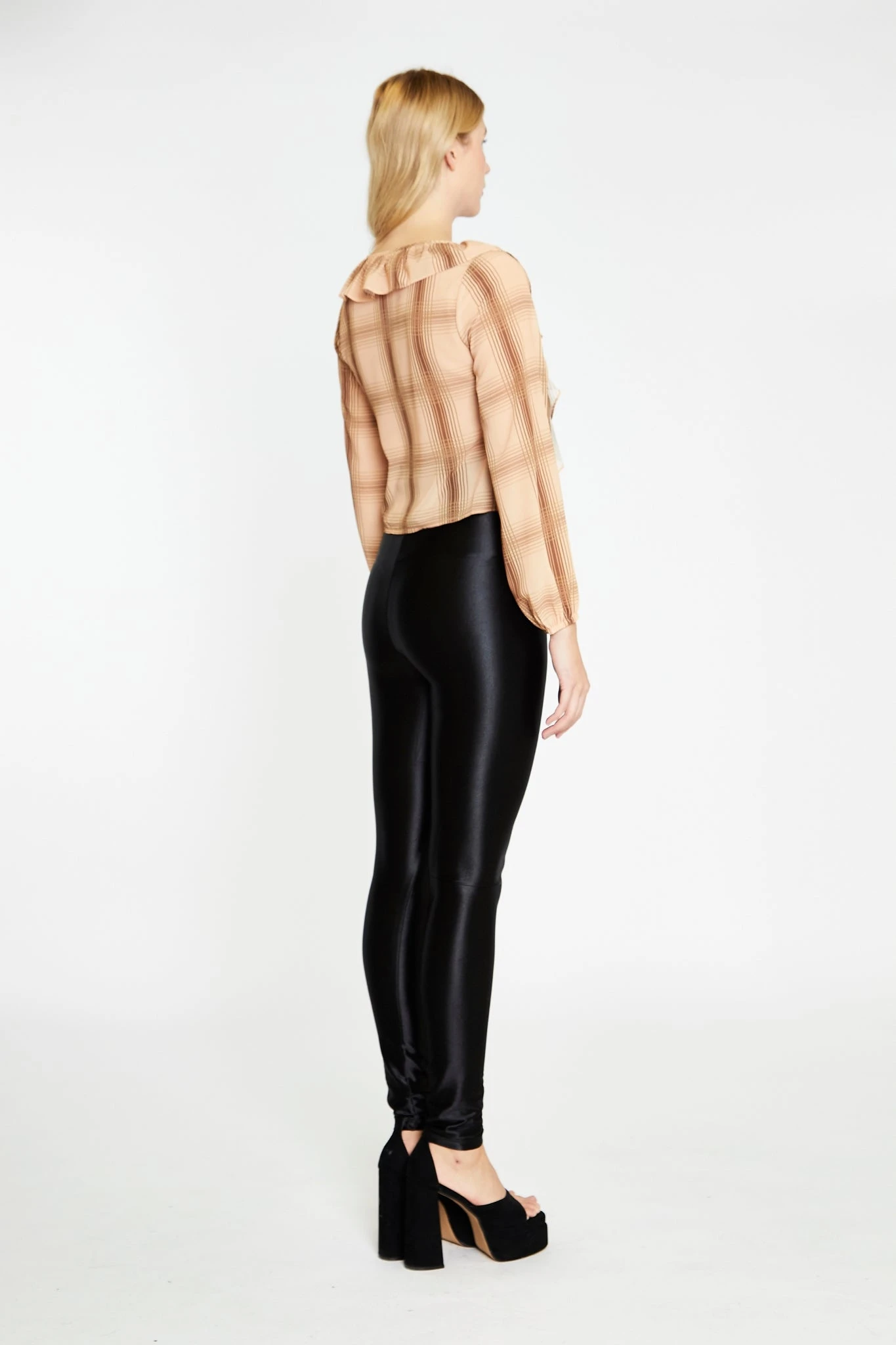 Glamorous Black High-Waisted Leggings 6 Glamorous Black High-Waisted Leggings - Image 4