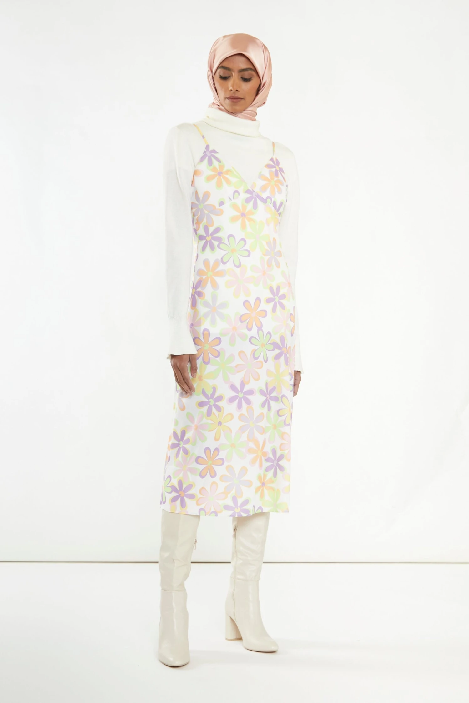 Glamorous Pastel 60s Floral Side-Split Cami Style Midi-dress 8 Glamorous Pastel 60s Floral Side-Split Cami Style Midi-dress - Image 6