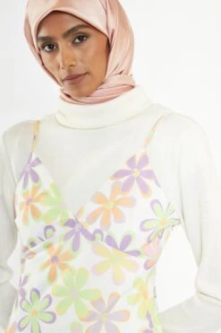 Glamorous Pastel 60s Floral Side-Split Cami Style Midi-dress 15 Glamorous Pastel 60s Floral Side-Split Cami Style Midi-dress -Glamorous Shop CA0441 DG51 2