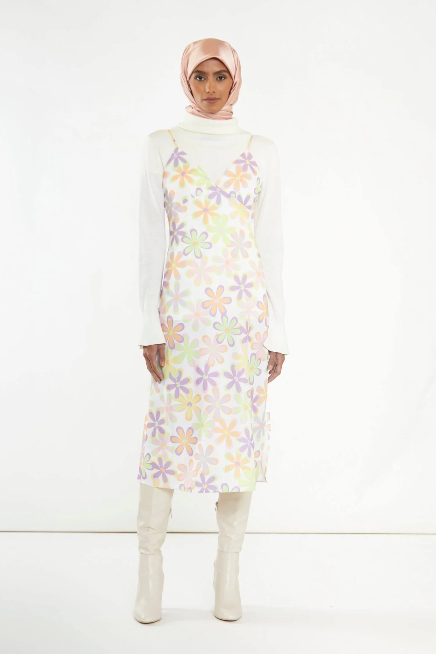 Glamorous Pastel 60s Floral Side-Split Cami Style Midi-dress 7 Glamorous Pastel 60s Floral Side-Split Cami Style Midi-dress - Image 5