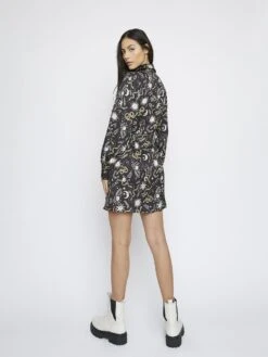 Glamorous Black Sun And Moon Print Long Sleeve Shirt Dress 7 Glamorous Black Sun And Moon Print Long Sleeve Shirt Dress -Glamorous Shop CK59963 16925759 b6ea 4f78 9e0e 4fc3a95d7aef