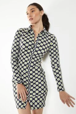 Glamorous Sixties Flower Jersey Long Sleeve Bodycon Dress With Collar 9 Glamorous Sixties Flower Jersey Long Sleeve Bodycon Dress With Collar -Glamorous Shop CK6544A CZ52 04