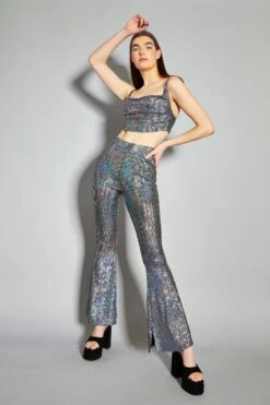 Glamorous Silver Holographic Cowl Neck Crop Top 8 Glamorous Silver Holographic Cowl Neck Crop Top -Glamorous Shop CK6888 DC73 03