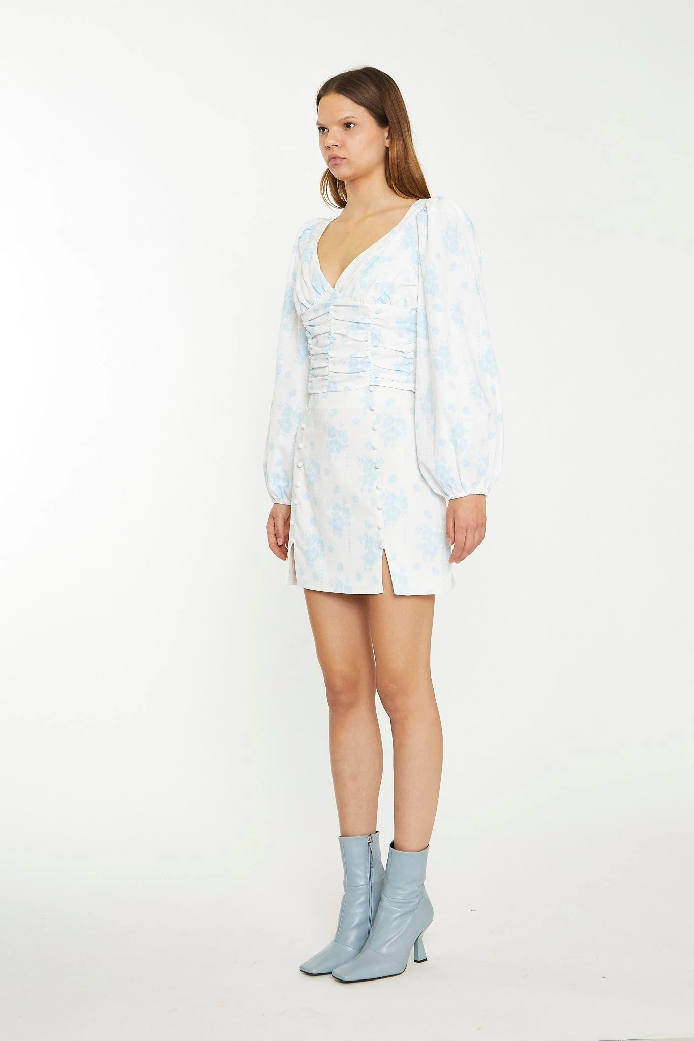 Glamorous Blue Wallpaper Floral Ruched Top 5 Glamorous Blue Wallpaper Floral Ruched Top - Image 3