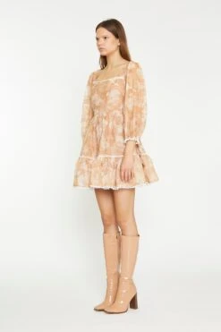 Glamorous Tan White Floral Tiered Mini-Dress -Glamorous Shop CK6964 DF23 03