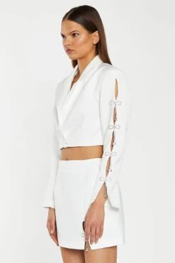 Glamorous Off-White Satin Diamante Bow Crop-Blazer -Glamorous Shop CK7273 CR63 01copy
