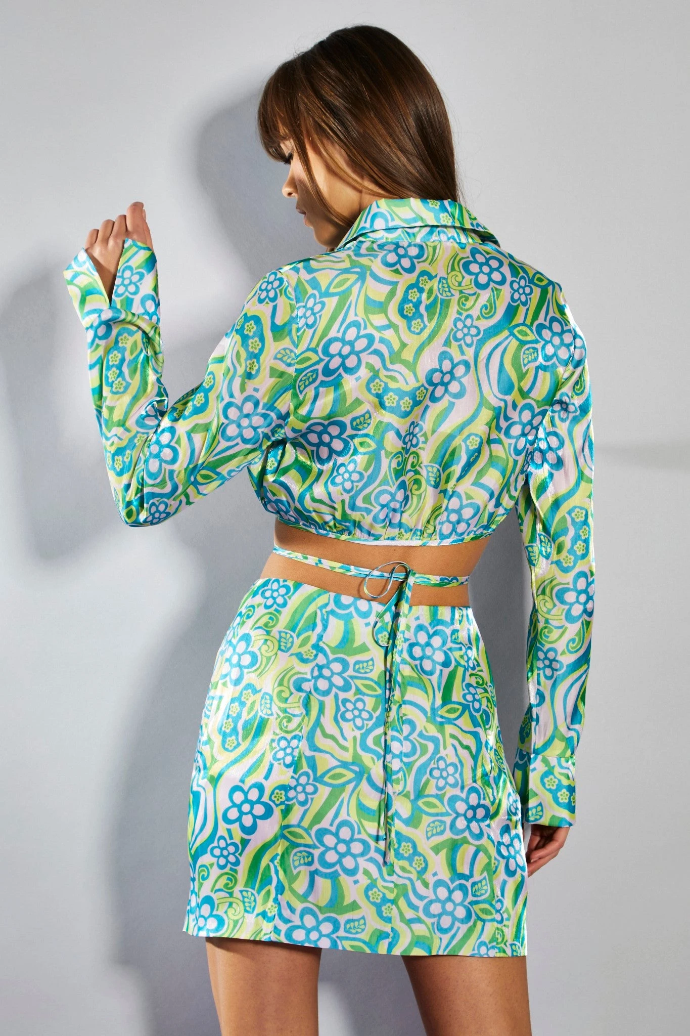 Glamorous Collection Metallic Swirl Floral Mini Skirt With Notch 4 Glamorous Collection Metallic Swirl Floral Mini Skirt With Notch - Image 2