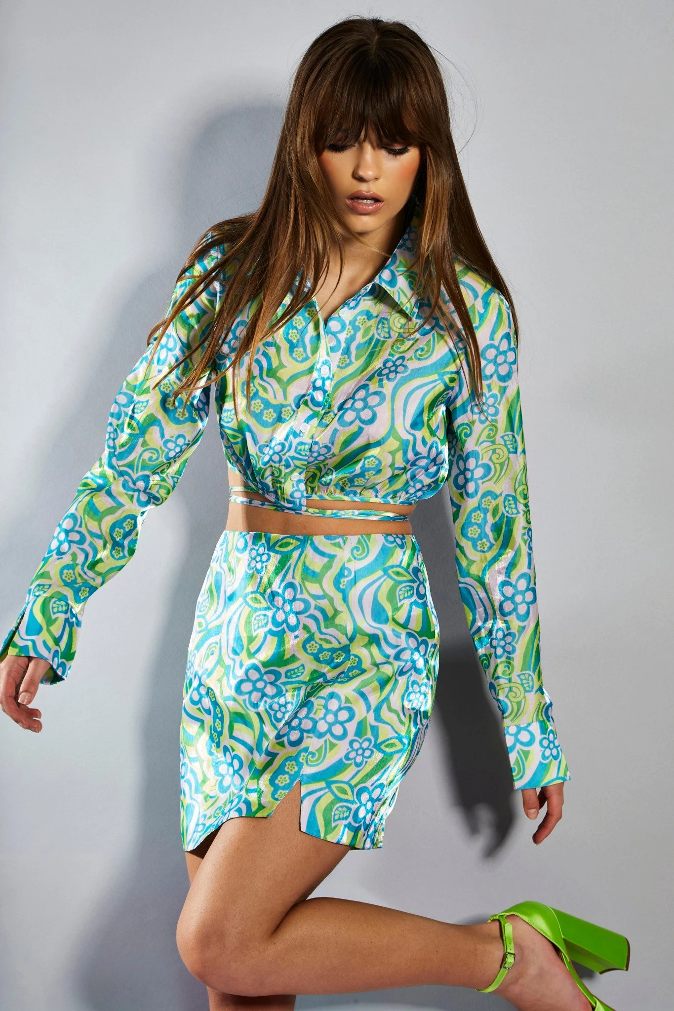 Glamorous Collection Metallic Swirl Floral Mini Skirt With Notch 6 Glamorous Collection Metallic Swirl Floral Mini Skirt With Notch - Image 4