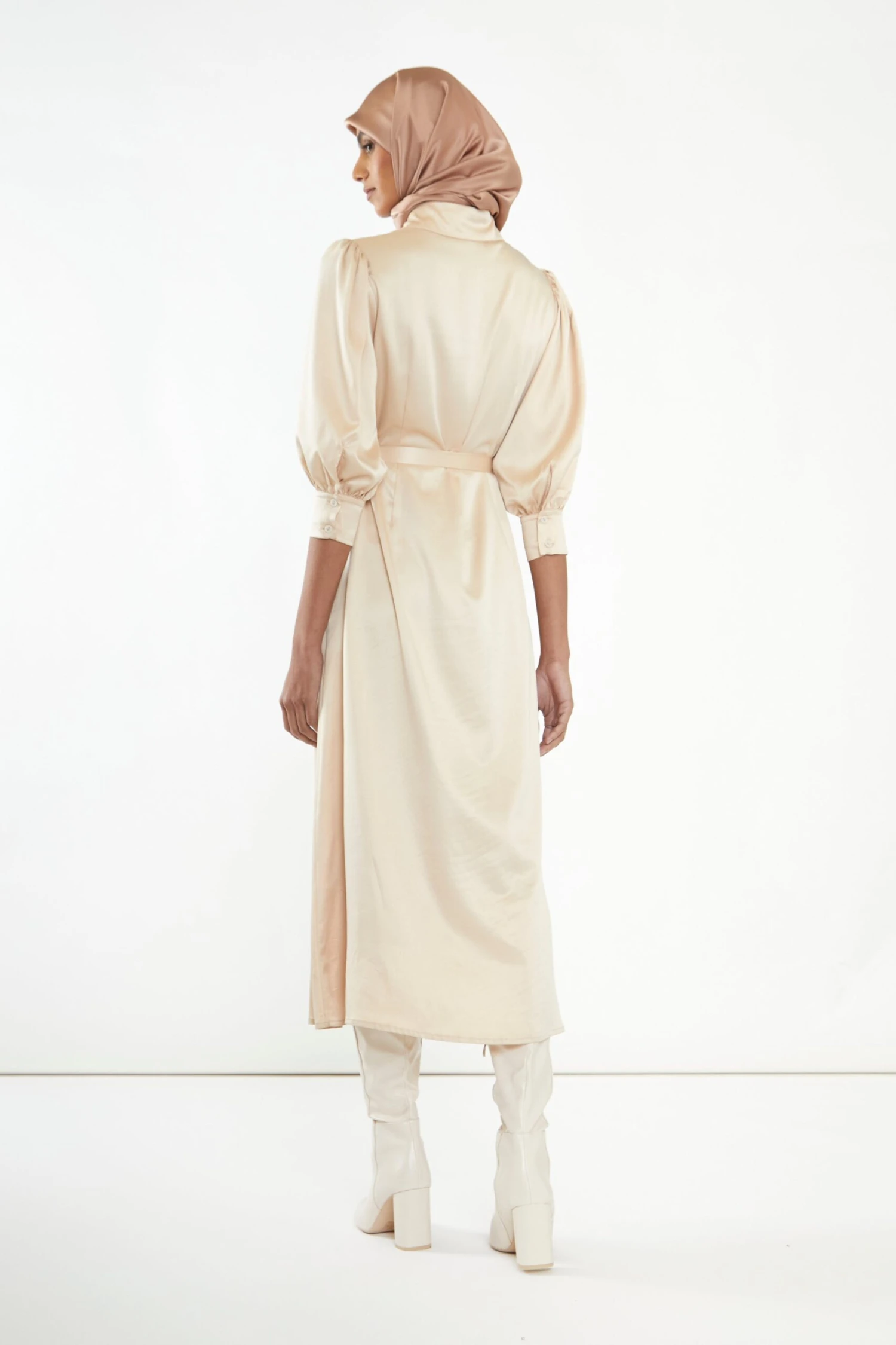 Glamorous Sand Satin Midaxi Shirt Dress 5 Glamorous Sand Satin Midaxi Shirt Dress - Image 3