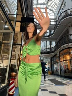 Glamorous Apple-Green Satin Ruched Midi-skirt -Glamorous Shop HC0100 DF69 03 076b3b54 2cc7 4cd7 867e 7071cfe7836a