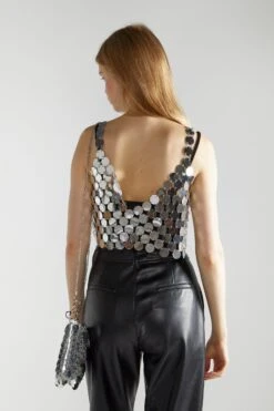 Glamorous Silver-Disc Chainmail Crop-Top 10 Glamorous Silver-Disc Chainmail Crop-Top -Glamorous Shop STOCK 44