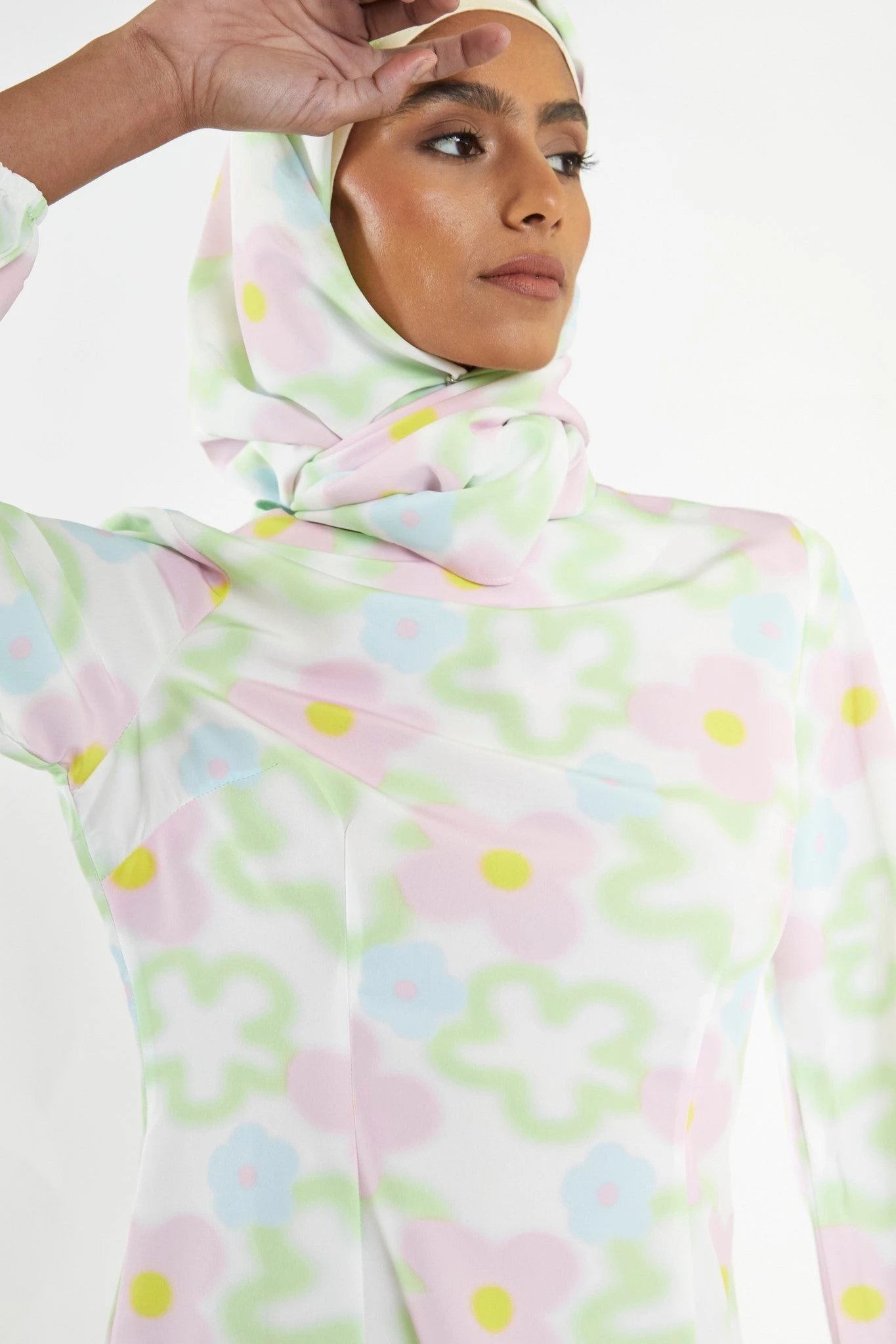 Glamorous Multi Blurred Floral Long-Sleeve Midi-Dress 6 Glamorous Multi Blurred Floral Long-Sleeve Midi-Dress - Image 4