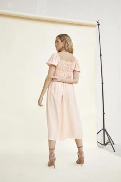 Glamorous Peach Square-Neck Midi-Dress -Glamorous Shop af6a0755 be21 4283 bbd3 0994459dbd9d