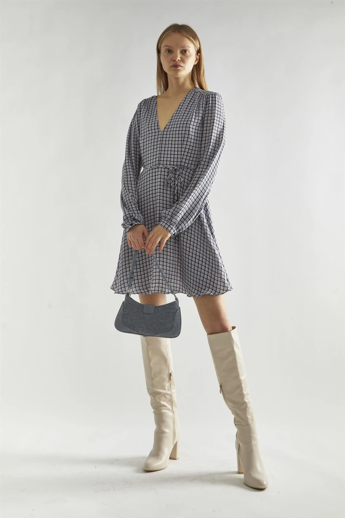 Glamorous Light-Blue Check V-Neck Mini-Dress 3 Glamorous Light-Blue Check V-Neck Mini-Dress