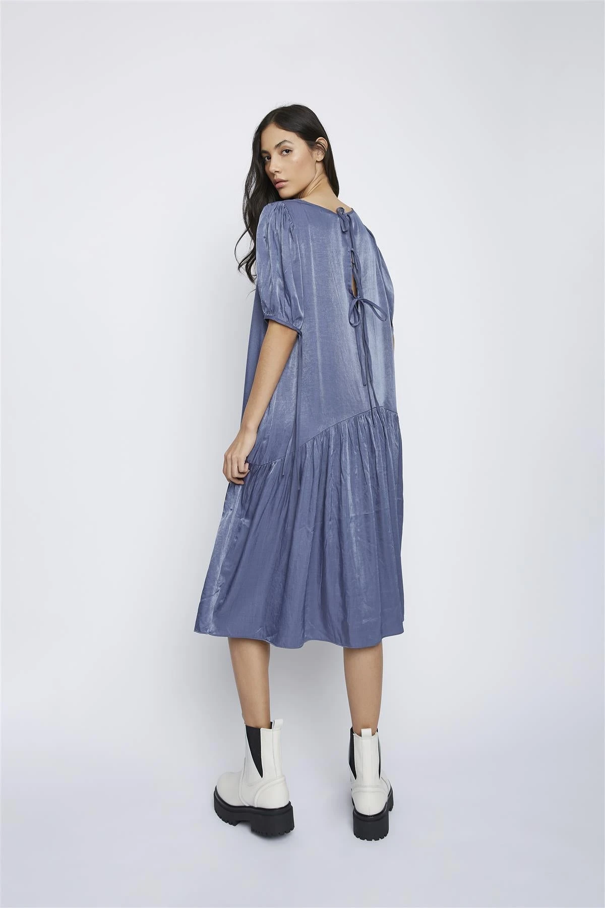 Glamorous Blue Tie-Back- Midi-Dresses 5 Glamorous Blue Tie-Back- Midi-Dresses - Image 3