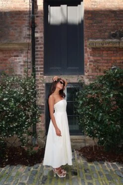 Glamorous Vanilla Bandeau-Pleated Maxi-Dress -Glamorous Shop c1990345 95b2 4ccd 9fed 95f9f0e2baf9