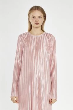 Glamorous Pink-Plisse Maxi-Dress -Glamorous Shop e4a75ade cb40 42ed ab41 bbdfa2a29552