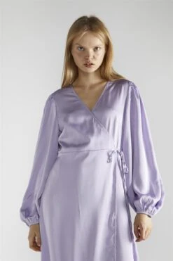 Glamorous Lilac-Satin Wrap Midi-Dress -Glamorous Shop ee0a599f 1f66 41db ac1c d71ecc2719d3