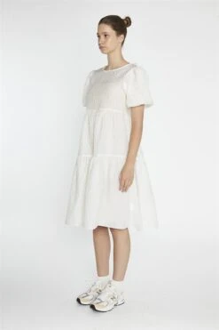 Glamorous Cream Textured-Brocade Tiered Midi-Dress 9 Glamorous Cream Textured-Brocade Tiered Midi-Dress -Glamorous Shop efba4469 9f5e 4916 ac6c 6fc061da3c03