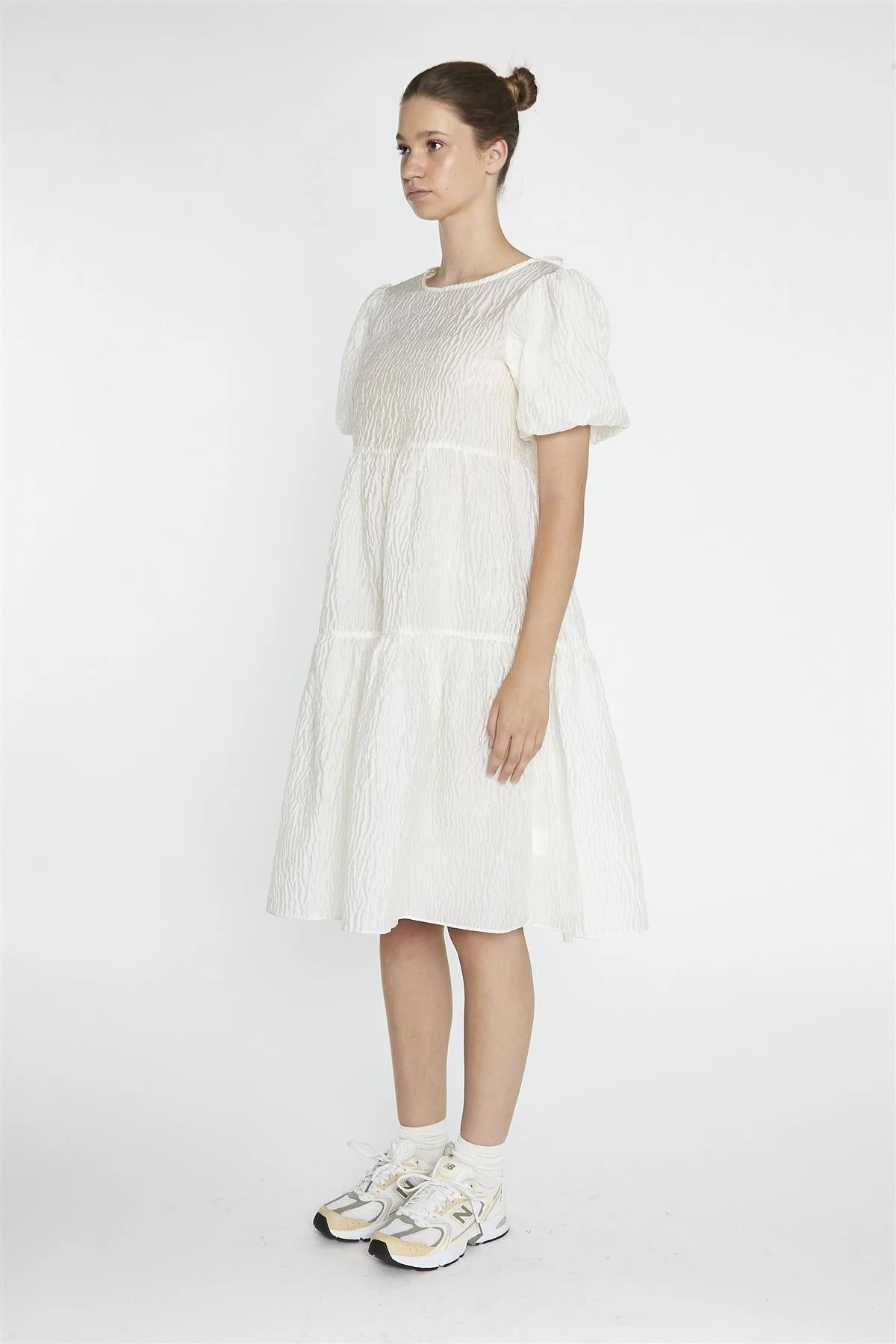 Glamorous Cream Textured-Brocade Tiered Midi-Dress 6 Glamorous Cream Textured-Brocade Tiered Midi-Dress - Image 4