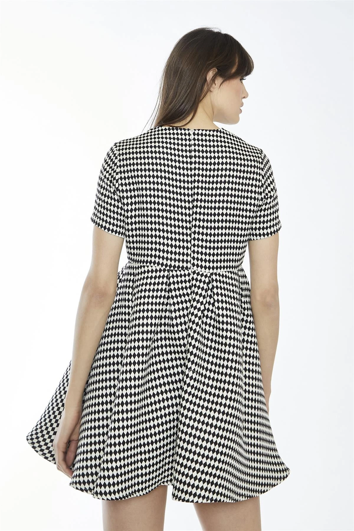Glamorous Black-White Diamond Crew-Neck Skater Mini-Dress 4 Glamorous Black-White Diamond Crew-Neck Skater Mini-Dress - Image 2