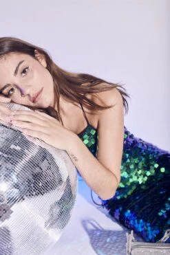 Glamorous Taylor Lace-Up Back Halterneck Midi Dress -Cobalt Sequin-Mix 10 Glamorous Taylor Lace-Up Back Halterneck Midi Dress -Cobalt Sequin-Mix -Glamorous Shop fcc55055 956b 463a b53d 1fe4f35013fe